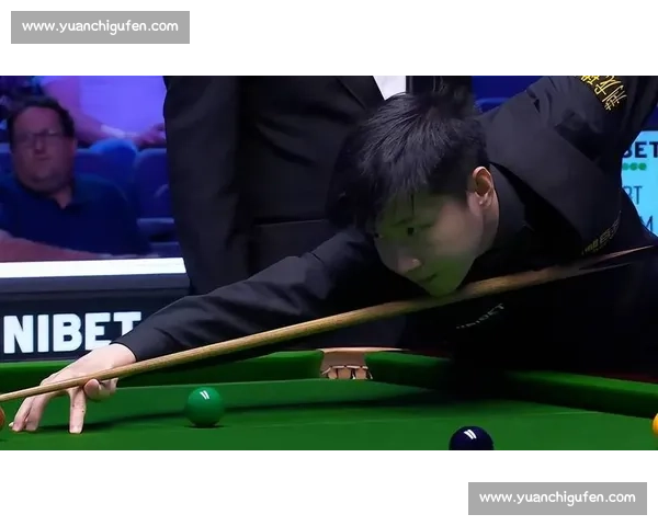 赵心童破界重生:斯诺克冠军的潮流进化 赵心童破界重生:斯诺克冠军的潮流进化
